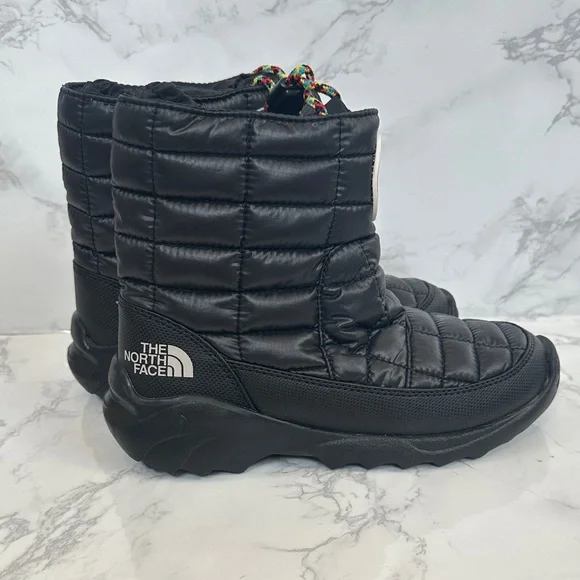 The North Face Women’s Thermoball Bootie - Picture 4 of 12